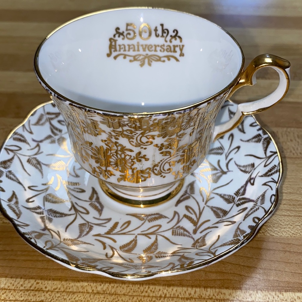 Vintage White/ Gold Gilt Royal Windsor Bone China Tea Cup And Saucer -